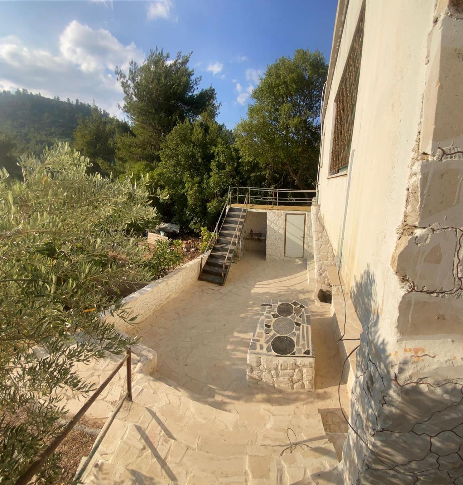 בית הארחה ‘Ajlūn 	Oak Farm مزرعة الملّول מראה חיצוני תמונה